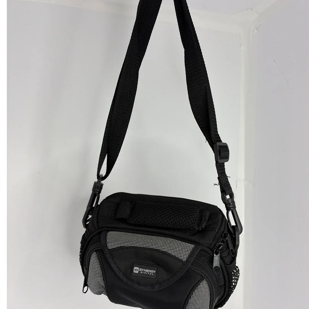 Synergy Digital‎ Camera Bag Black Gray Compact Shoulder Case with Strap